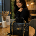 Black Crocodile Chain Handbag: 7 Stunning Features for Everyday Elegance